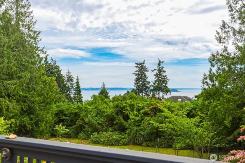 Property photo for 11525 76th Avenue Nw, Tulalip photo 9