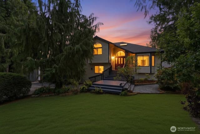 Property photo for 11525 76th Avenue Nw, Tulalip