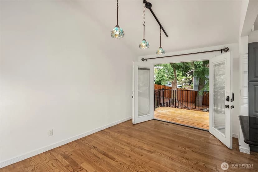 Property photo for 11821 Se 67th Place, Bellevue photo 16