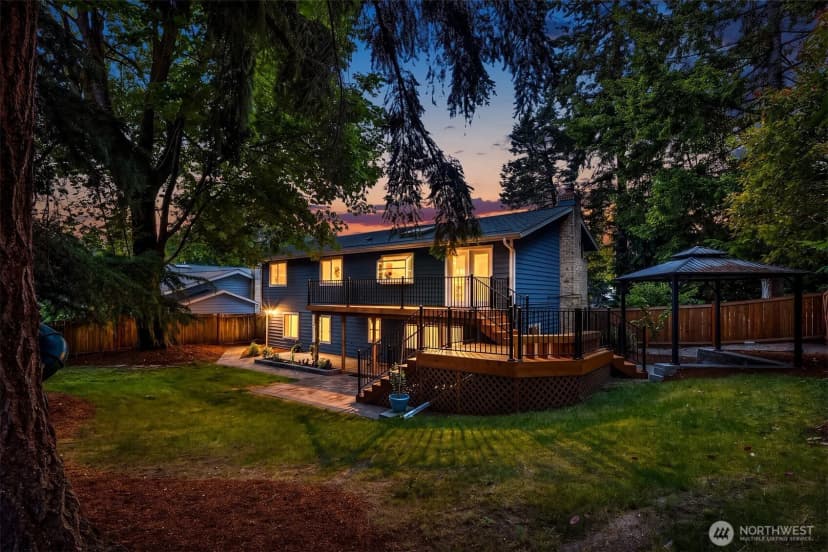 Property photo for 11821 Se 67th Place, Bellevue photo 36