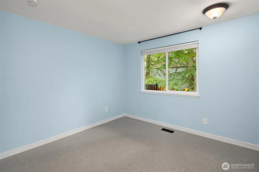 Property photo for 11821 Se 67th Place, Bellevue photo 23