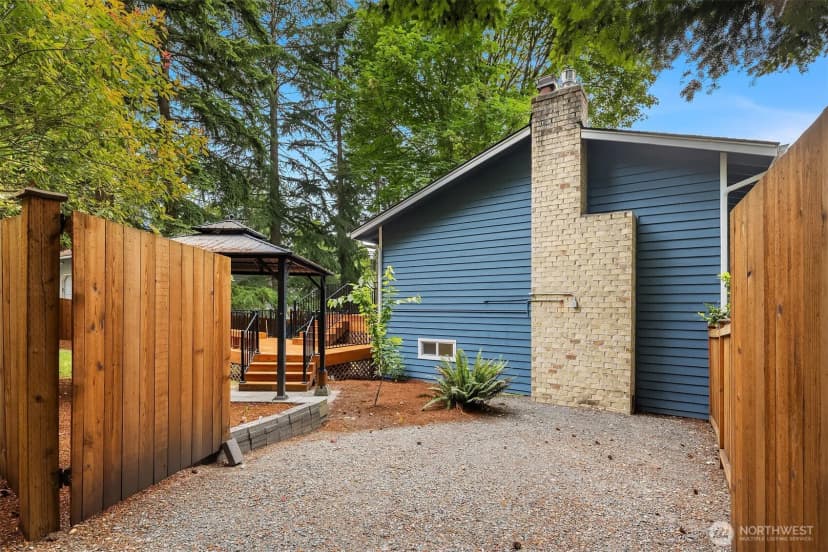 Property photo for 11821 Se 67th Place, Bellevue photo 40