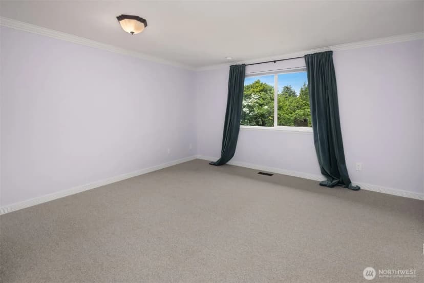 Property photo for 11821 Se 67th Place, Bellevue photo 18