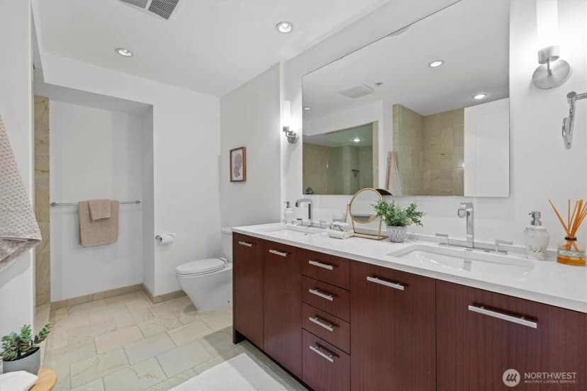 Property photo for 500 106th Avenue Ne #3815, Bellevue photo 28