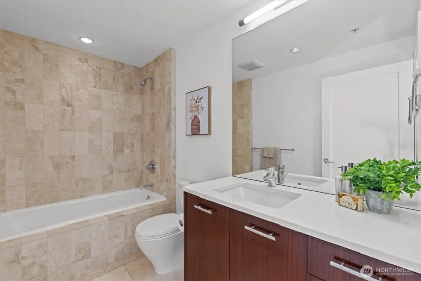 Property photo for 500 106th Avenue Ne #3815, Bellevue photo 32