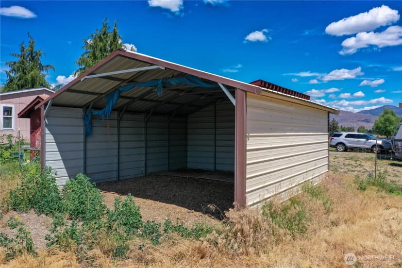 Property photo for 61 Jaquish Road, Omak photo 28