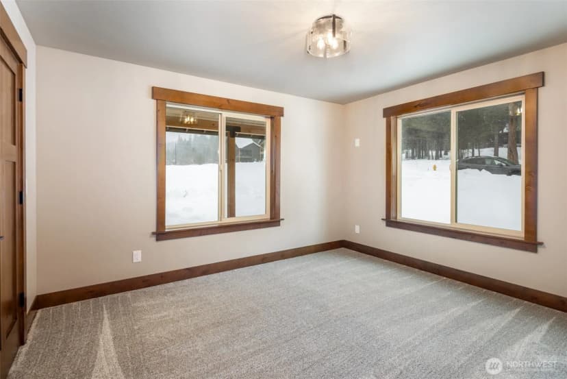 Property photo for 108 Bitterroot Lane, Ronald photo 12