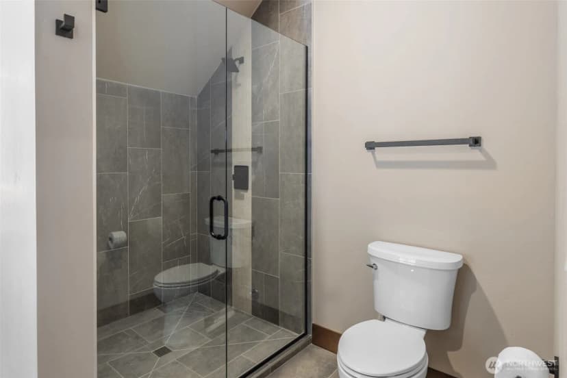 Property photo for 108 Bitterroot Lane, Ronald photo 18