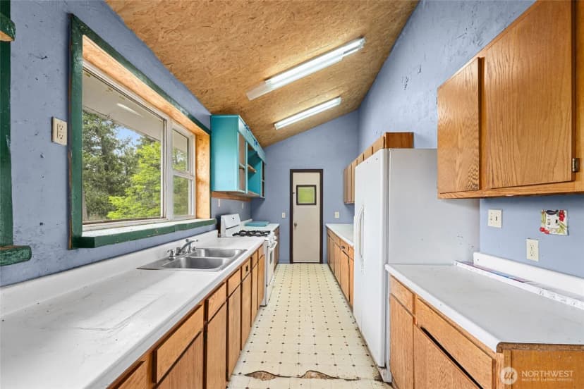 Property photo for 637 Hwy 20 E, Colville photo 36