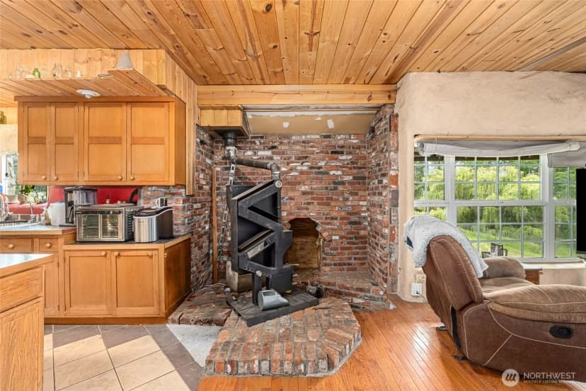 Property photo for 637 Hwy 20 E, Colville photo 16