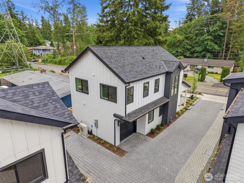 Property photo for 12426 Ne 90th Street, Kirkland photo 29