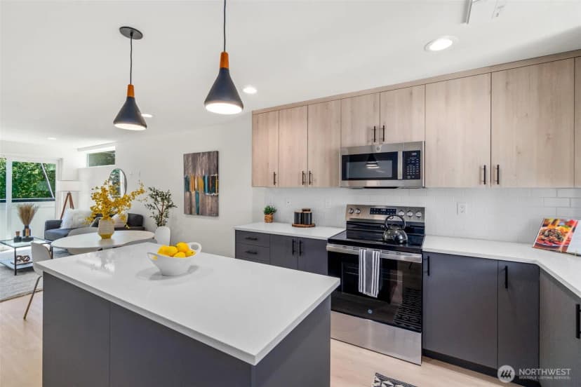 Property photo for 8709 15th Avenue Nw #a, Seattle photo 10