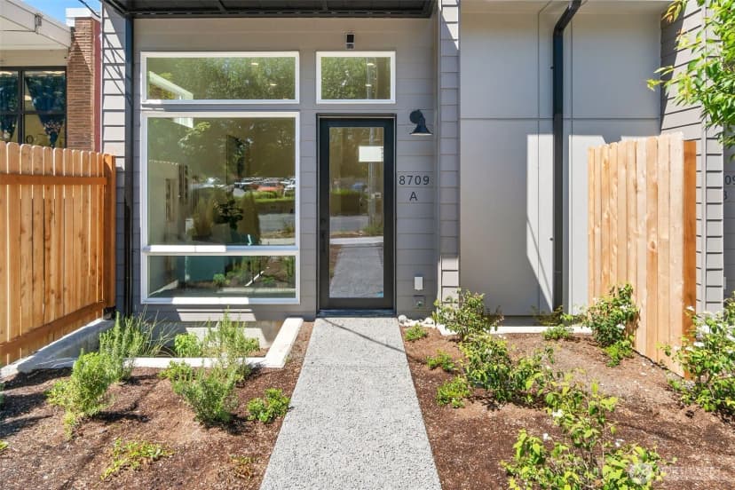 Property photo for 8709 15th Avenue Nw #a, Seattle photo 2