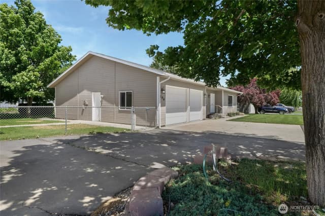 Property photo for 298 Road 19 Nw, Soap Lake photo 5