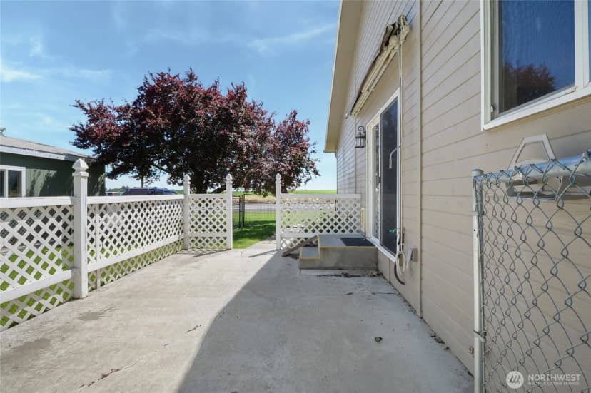 Property photo for 298 Road 19 Nw, Soap Lake photo 38