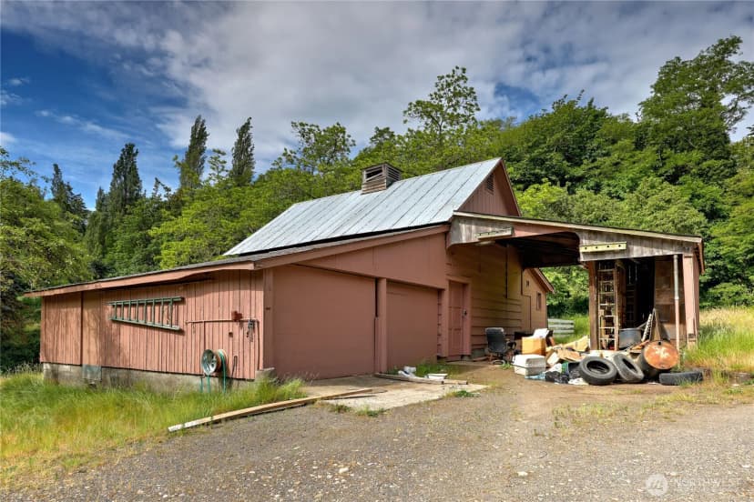 Property photo for 4469 Nw Anderson Hill Road, Silverdale photo 3