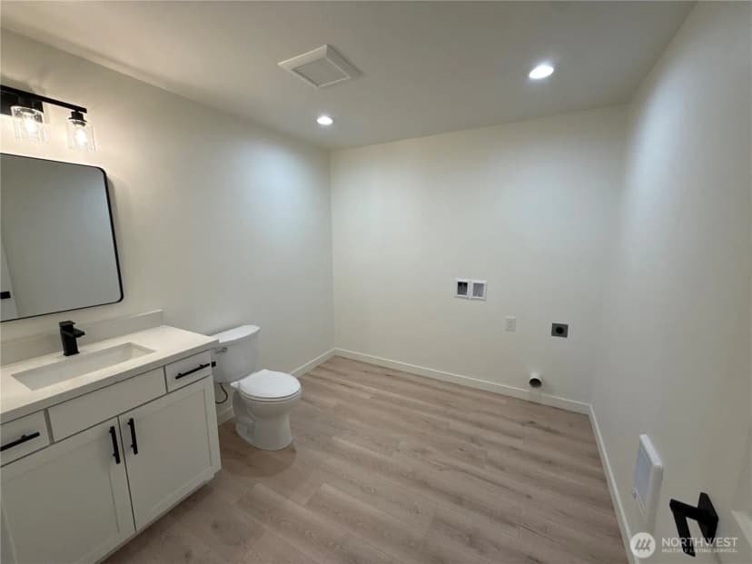 Property photo for 7828 E Jessica Way, Port Orchard photo 19
