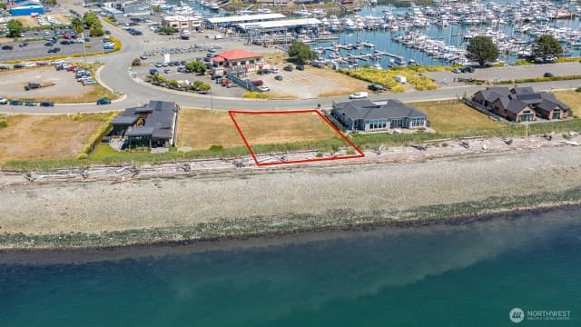 Property photo for 2207 Skyline Way, Anacortes