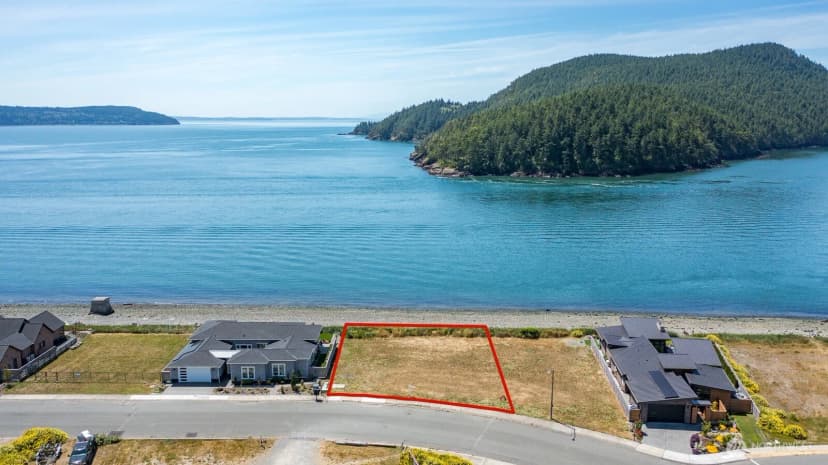 Property photo for 2207 Skyline Way, Anacortes photo 8
