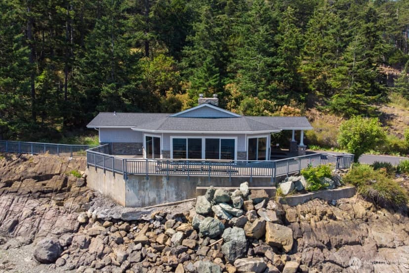 Property photo for 2207 Skyline Way, Anacortes photo 26