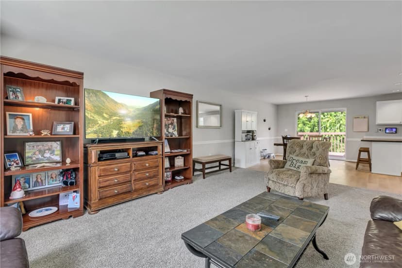 Property photo for 20717 127th Street E, Bonney Lake photo 10