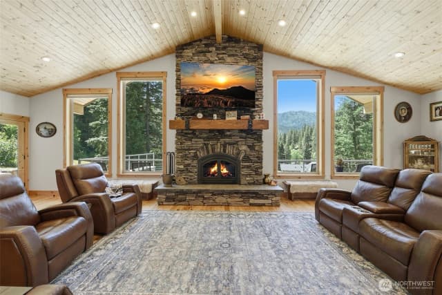 Property photo for 92 Broken O Lane, Leavenworth photo 3