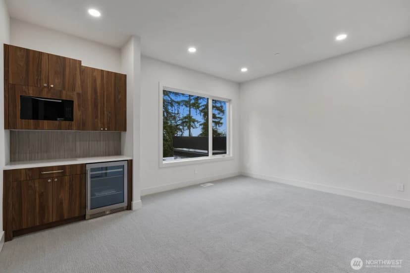Property photo for 6020 175th Court Se #98006, Bellevue photo 29