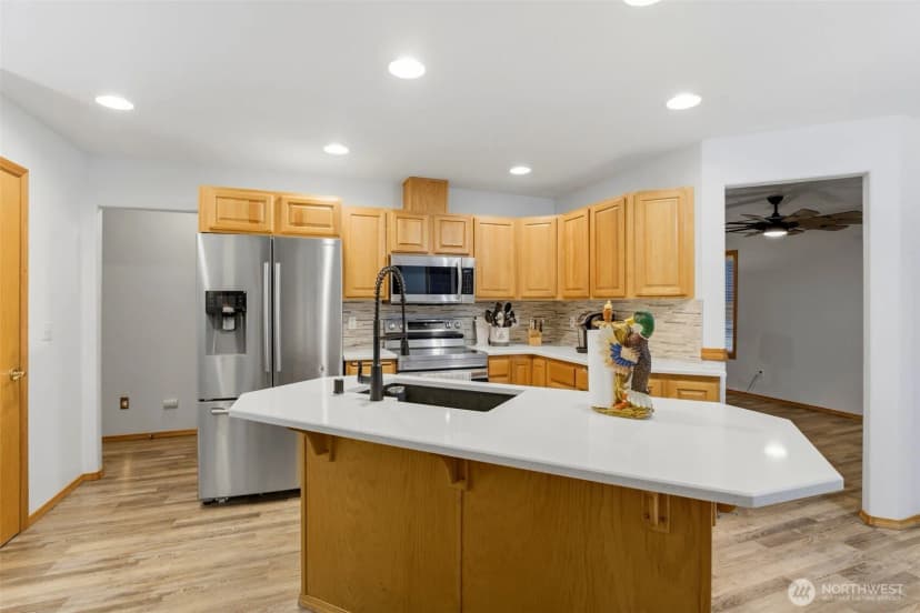 Property photo for 9117 336th Street S, Roy photo 9