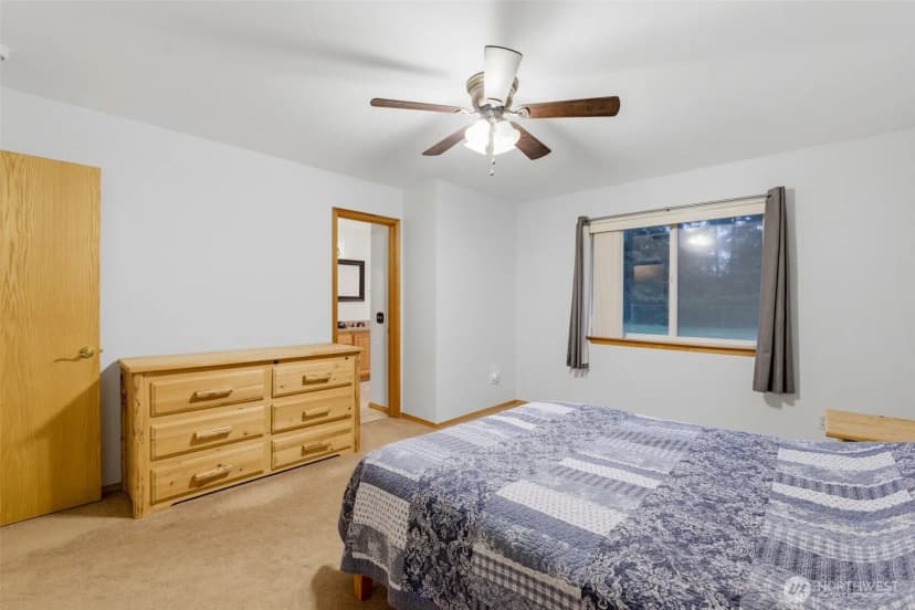 Property photo for 9117 336th Street S, Roy photo 18
