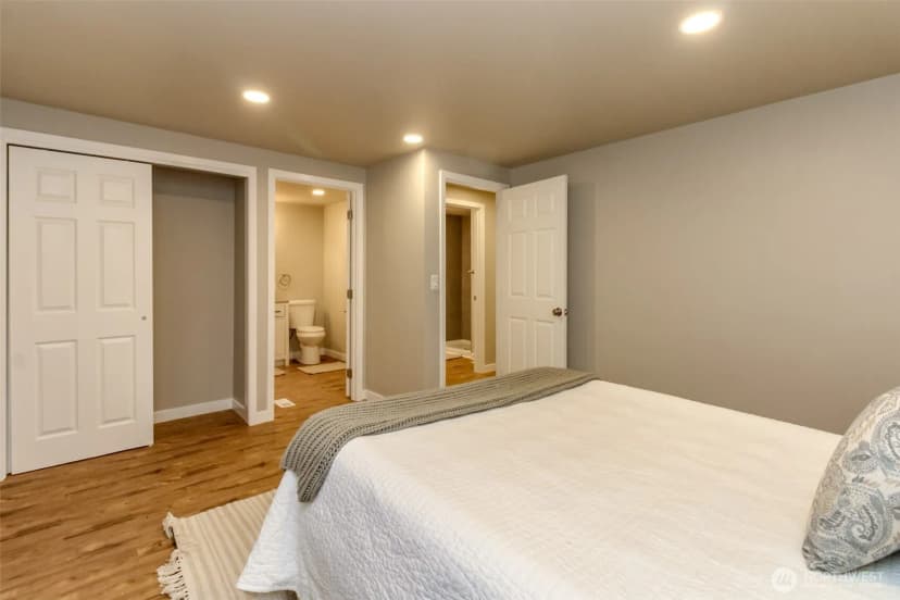 Property photo for 22065 106th Place Se #75, Kent photo 16
