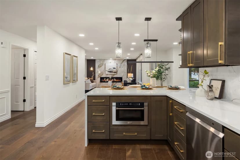 Property photo for 22213 Ne 31st Street, Sammamish photo 9
