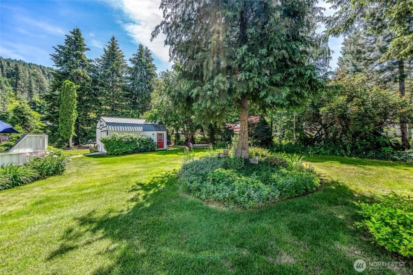 Property photo for 9280 E Leavenworth Road, Leavenworth photo 37
