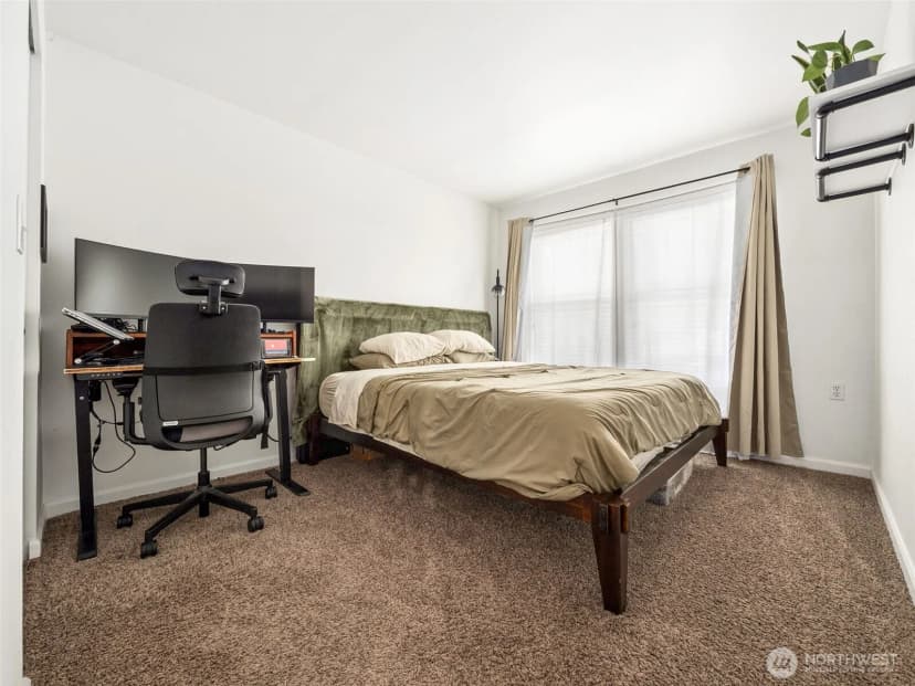 Property photo for 33020 10th Avenue Sw #y104, Federal Way photo 11