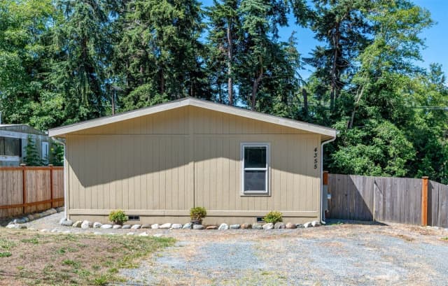 Property photo for 4355 Northgate Drive, Oak Harbor photo 4