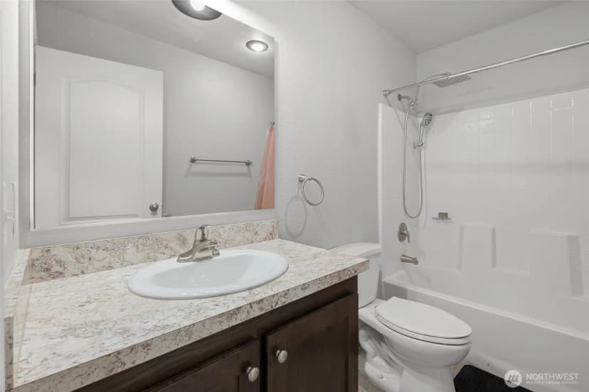 Property photo for 4355 Northgate Drive, Oak Harbor photo 27