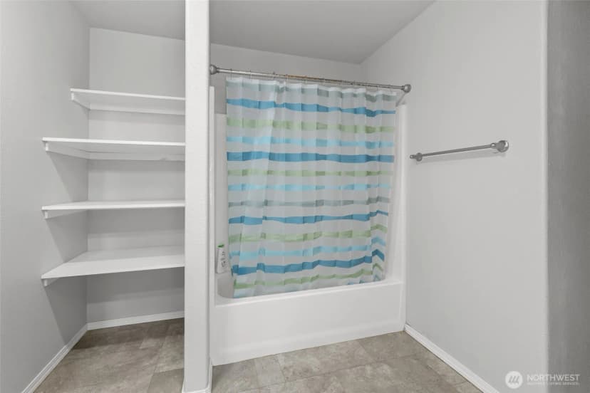Property photo for 4355 Northgate Drive, Oak Harbor photo 35