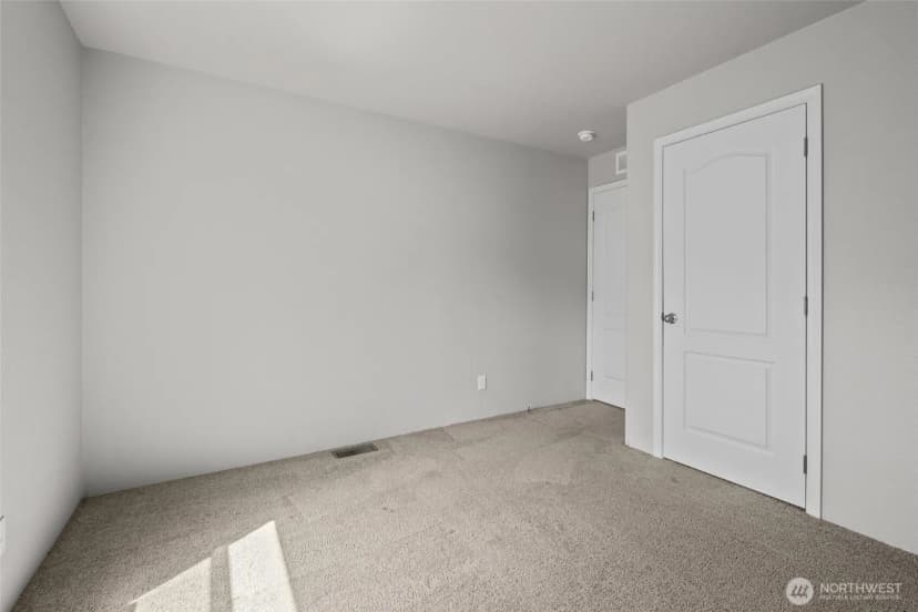 Property photo for 4355 Northgate Drive, Oak Harbor photo 26
