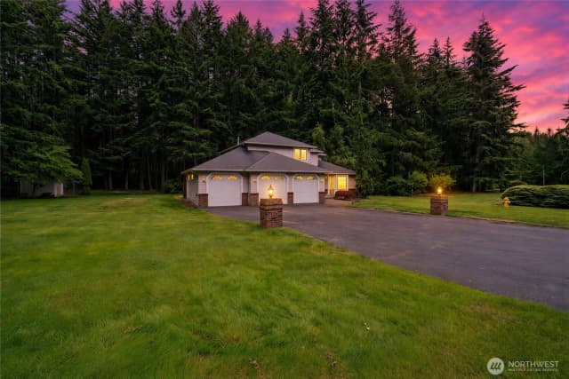 Property photo for 2627 141st Street Nw, Marysville photo 3