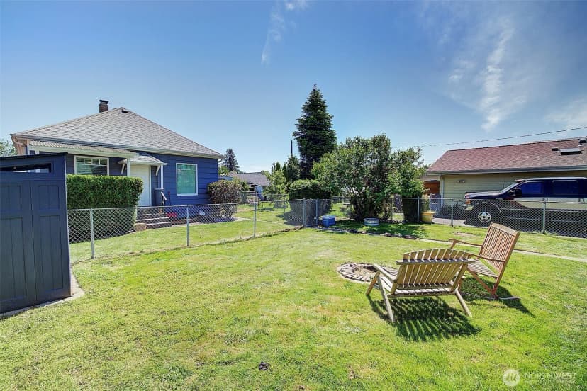 Property photo for 320 Williams Avenue N, Renton photo 21