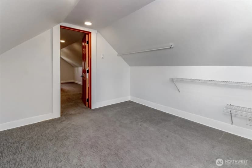 Property photo for 320 Williams Avenue N, Renton photo 16
