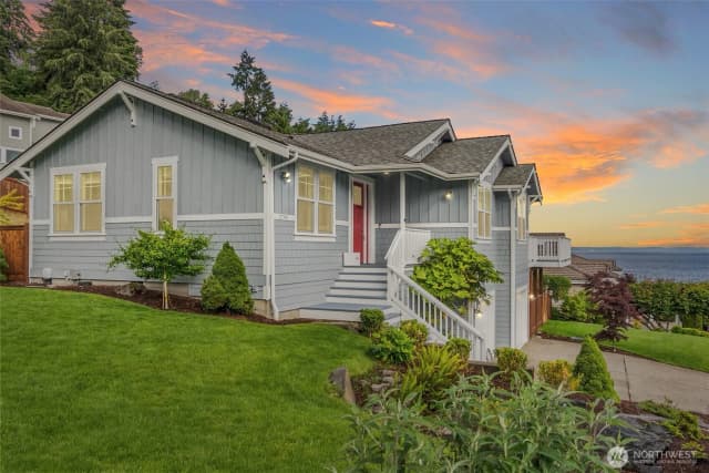 Property photo for 2790 Chambers Bay Drive Steilacoom, Steilacoom