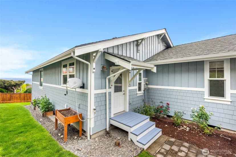 Property photo for 2790 Chambers Bay Drive Steilacoom, Steilacoom photo 7