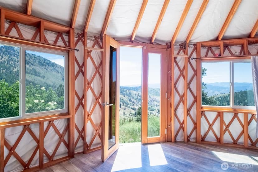 Property photo for 9750 Nahahum Canyon Road, Cashmere photo 10