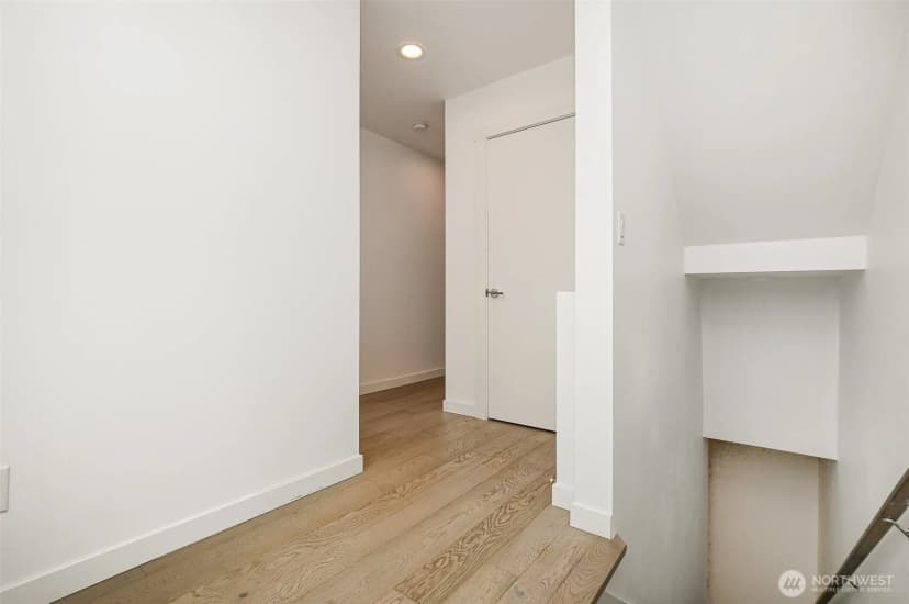 Property photo for 1713 19th Avenue S, Seattle photo 8