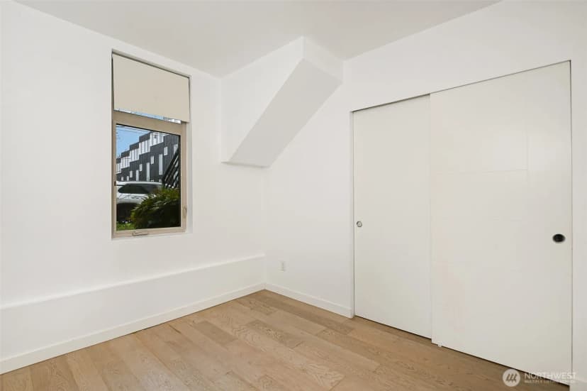 Property photo for 1713 19th Avenue S, Seattle photo 17