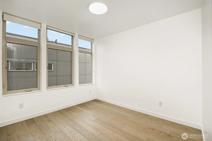 Property photo for 1713 19th Avenue S, Seattle photo 14