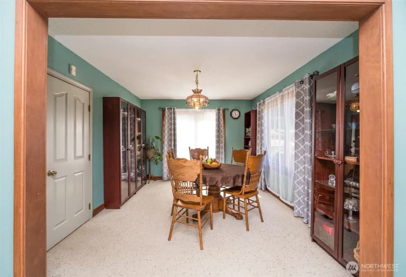 Property photo for 36721 6th Avenue Sw, Federal Way photo 18
