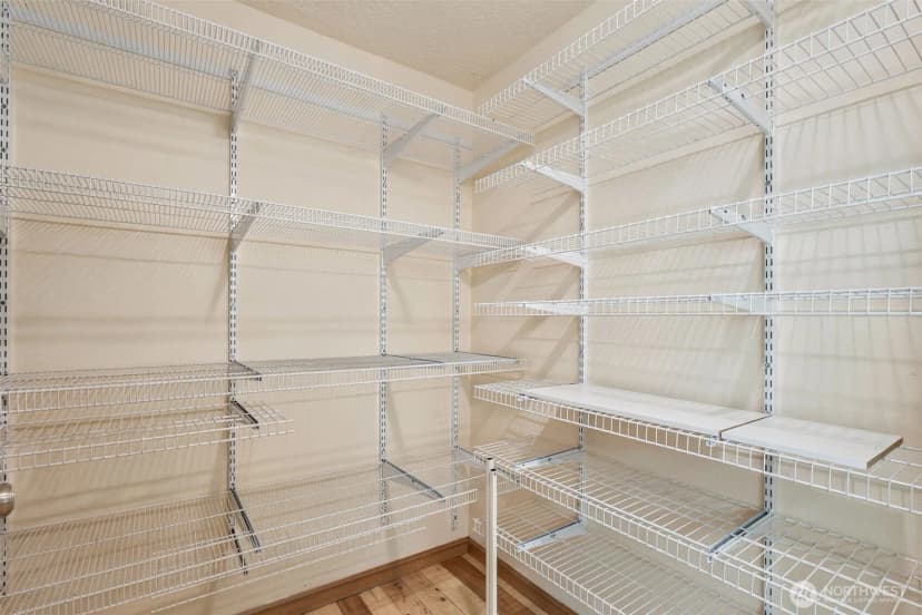Property photo for 227 Cougar Lane, Toledo photo 27