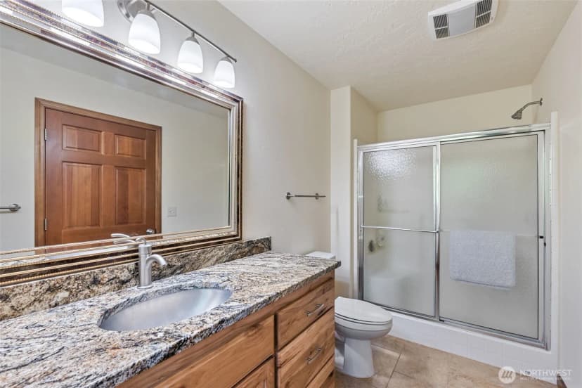 Property photo for 227 Cougar Lane, Toledo photo 19