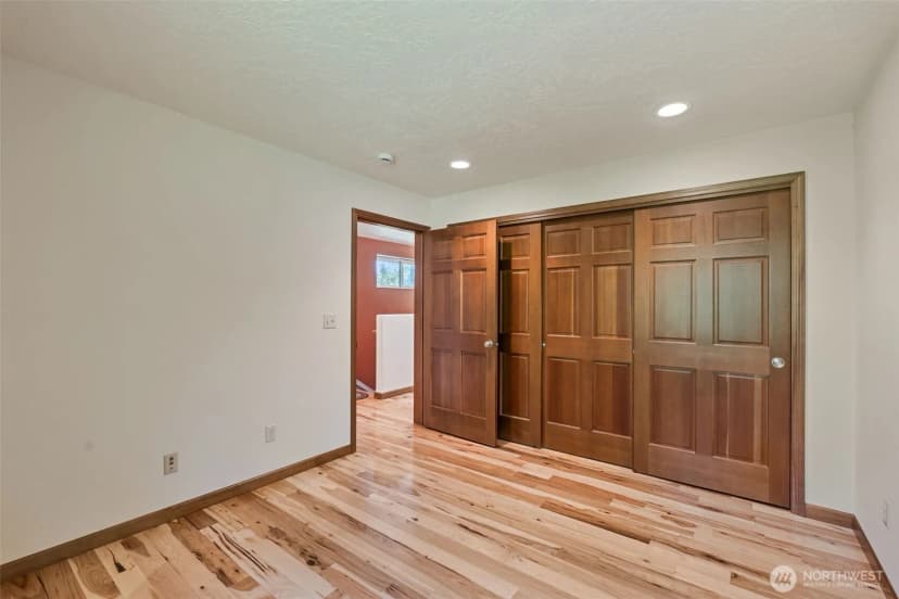 Property photo for 227 Cougar Lane, Toledo photo 21